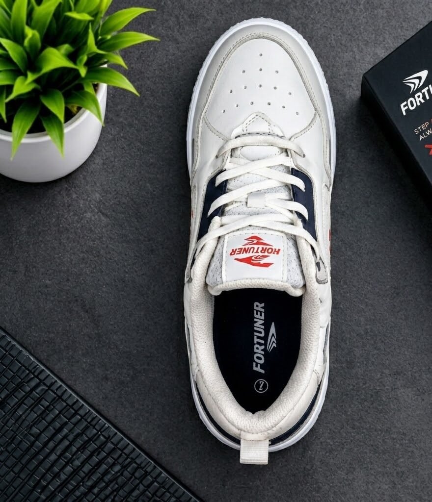 MAAUVERSE Urban Premium Footwear Model 04